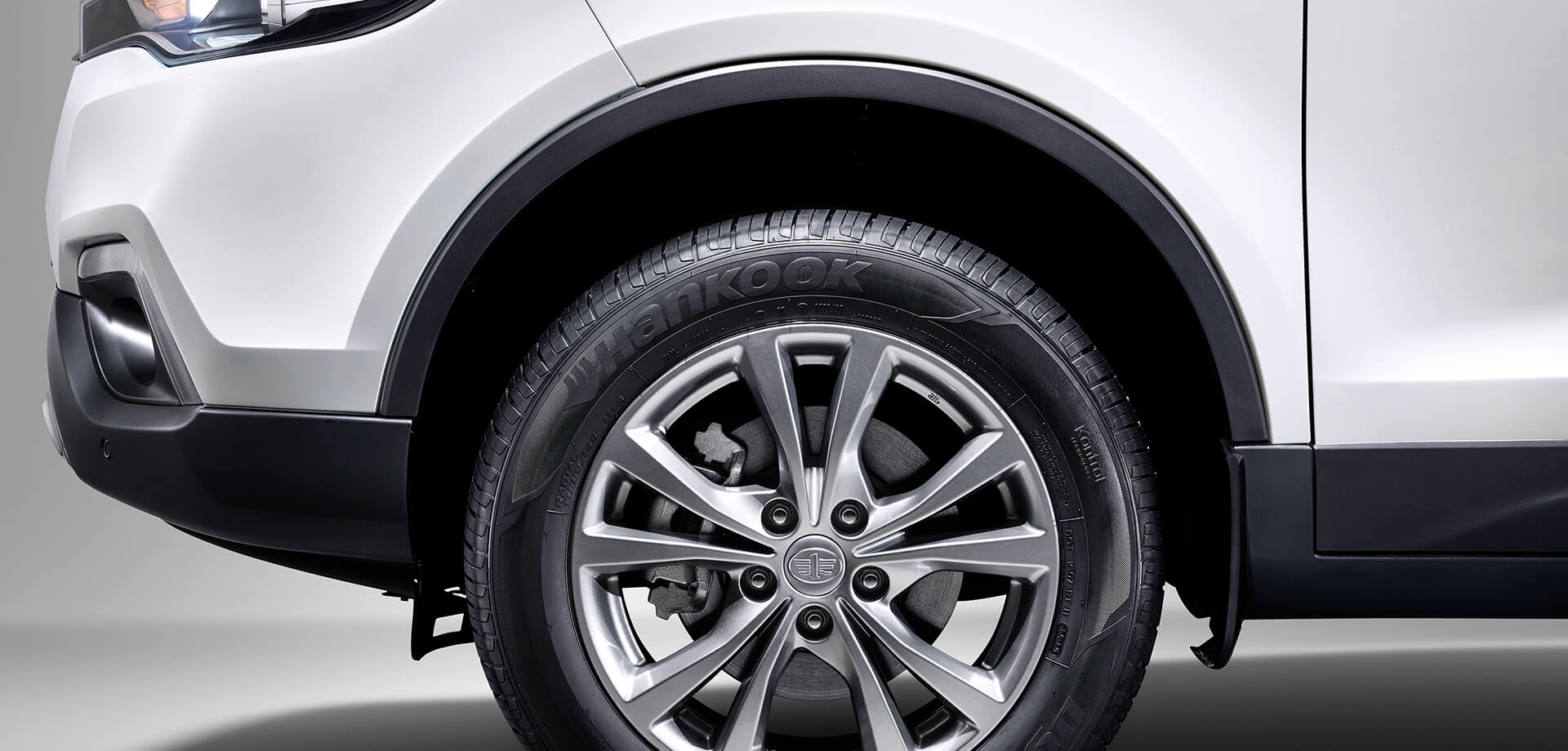 /img/cars/1637050883-exterior_faw_Besturn_X80_New_5.jpg