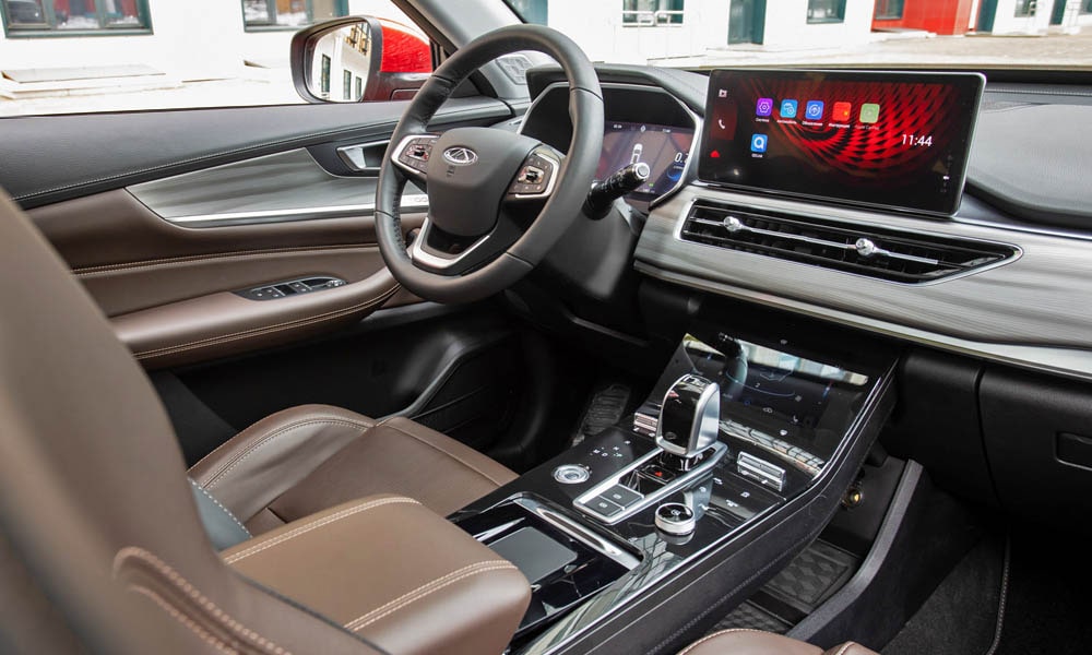 /img/cars/1672048792-tiggo-8-pro-1-13.jpg