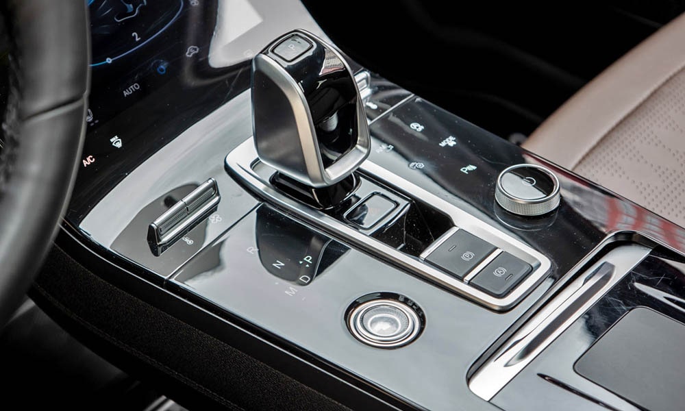 /img/cars/1672048792-tiggo-8-pro-1-18.jpg