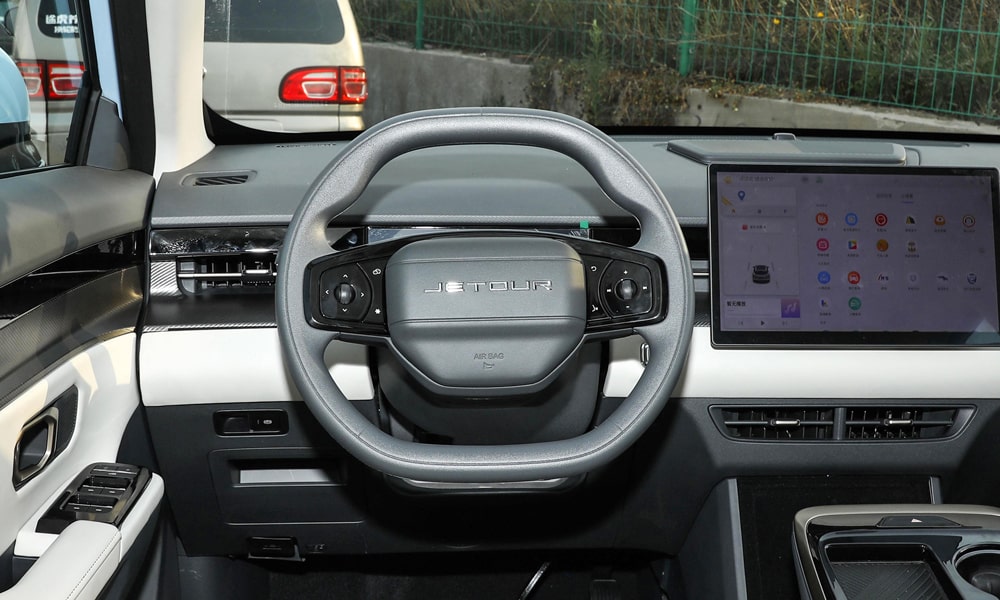/img/cars/1679920949-dasheng-1-13.jpg