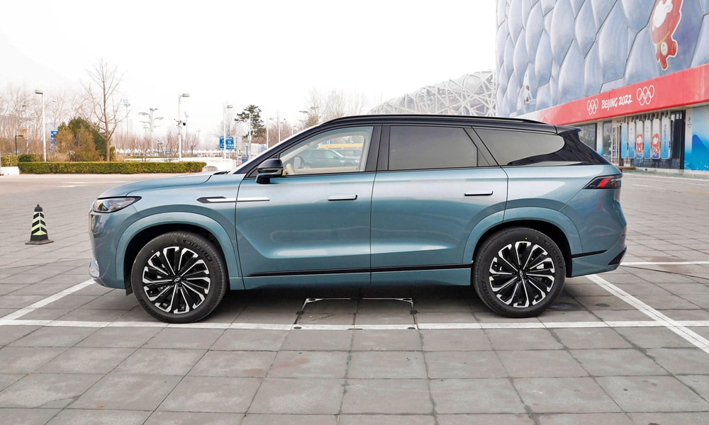 /img/cars/1686307595-tiggo-9-3.jpg