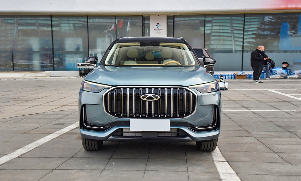 /img/cars/1686307595-tiggo-9-4.jpg