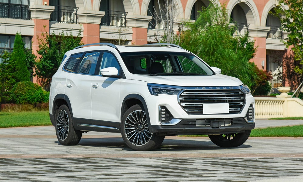 /img/cars/1690544084-x90-plus-7.jpg