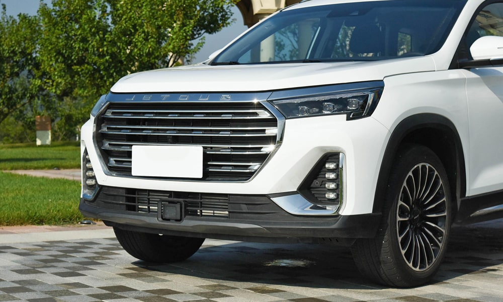 /img/cars/1690544084-x90-plus-8.jpg